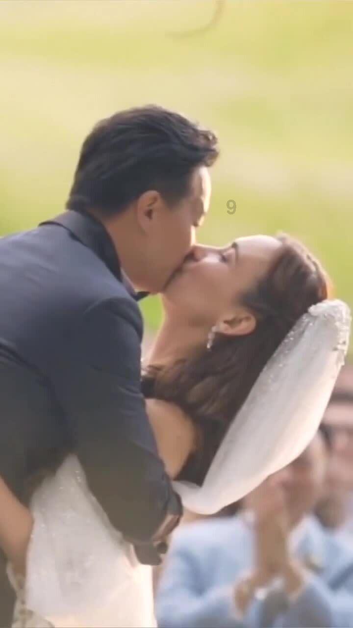 对于 30+ 的职场女性来说，是选择生娃还是升职？游戏画面